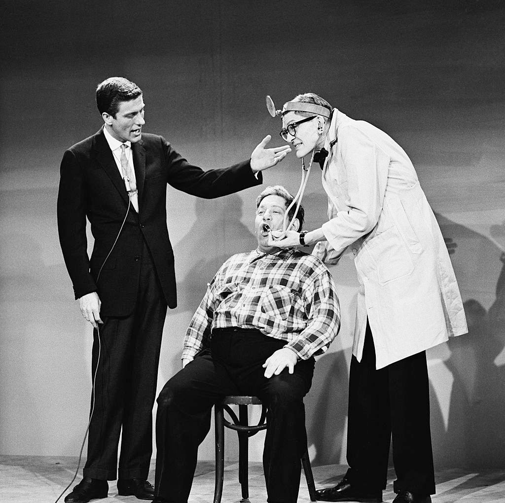 Dick Van Dyke with comedians Michael Enserro Rod Winchell, 1959.