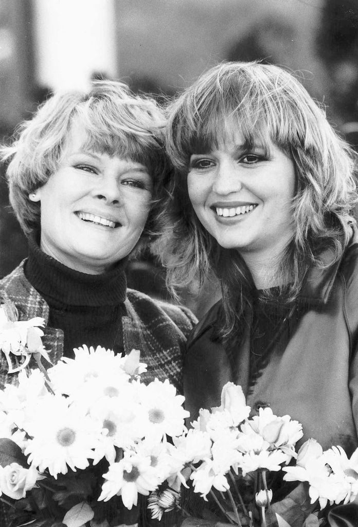 Judi Dench with Susan Penhaligon stars of ITV TV comedy programme' A Fine Romance', October 1981