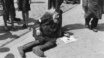 Daily Life in Warsaw Ghetto Which Ceased to Exist During the WWII