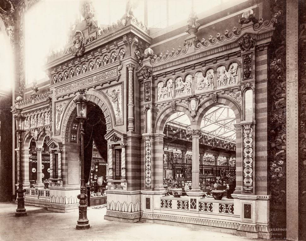 The entrance to the ceramics exhibition.