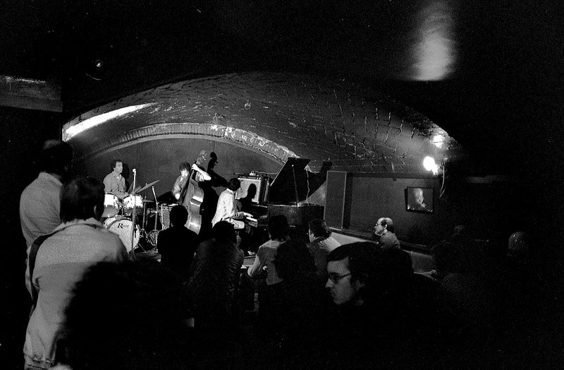 Montoliu head in the dragon's cave. Barcelona, 1979.