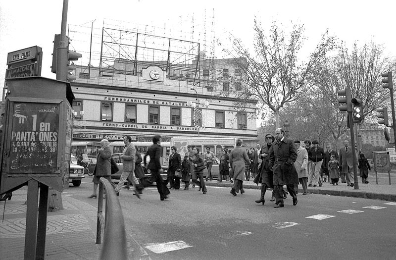 Plaça de Catalunya. Barcelona, 1976