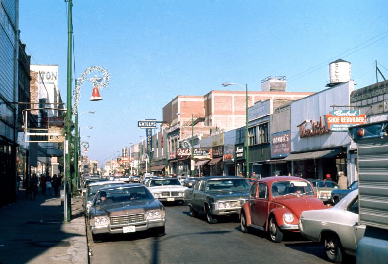 Looking north along a thriving commercial strip on South Michigan Avenue, 1972