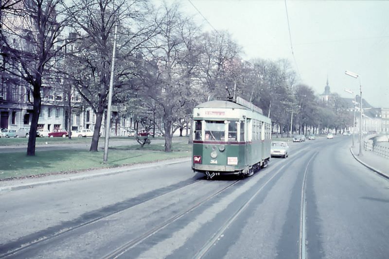 Motorcar 314 on route Nº 3 along the banks of the River Meuse towards Flemalle, Liège.