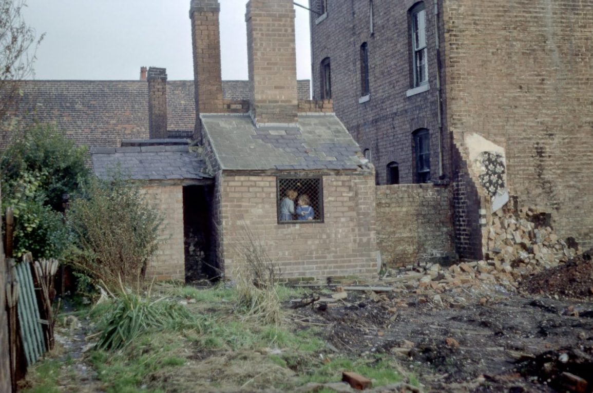 Newtown/Aston ‘adventure playground’ behind Gower Street and Guildford Street – November 1968