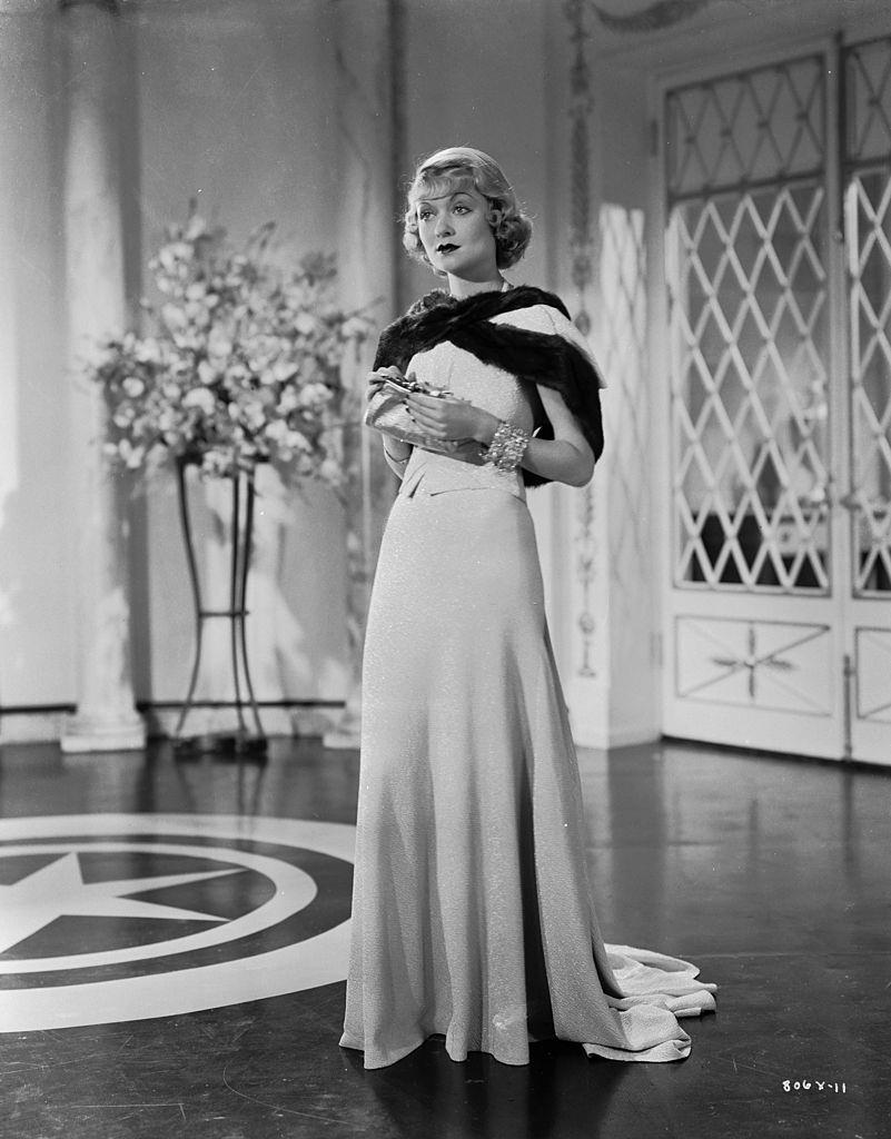 Constance Bennett during the fliming of 'After Office Hours', 1934.