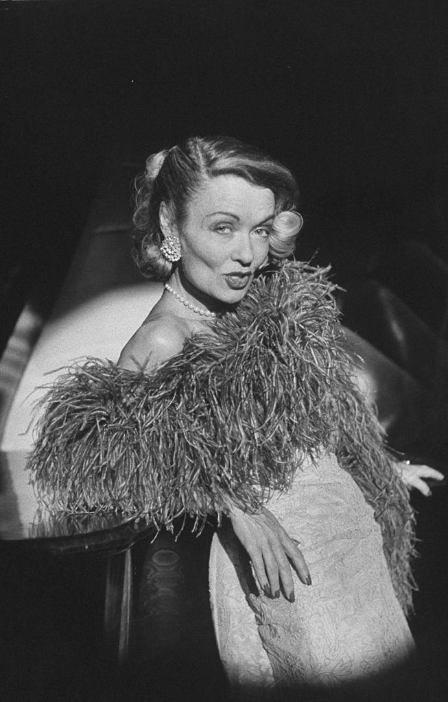 Constance Bennett, making her debut as a night club singer at Hotel Pierre.