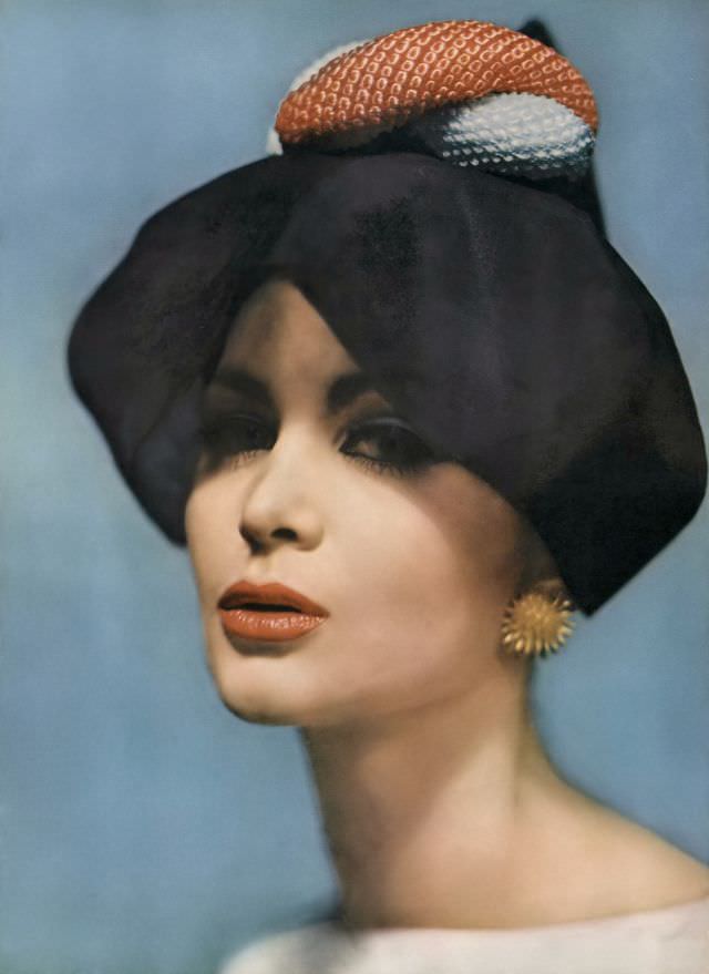 Isabella Albonico, Harper's Bazaar, April 1960