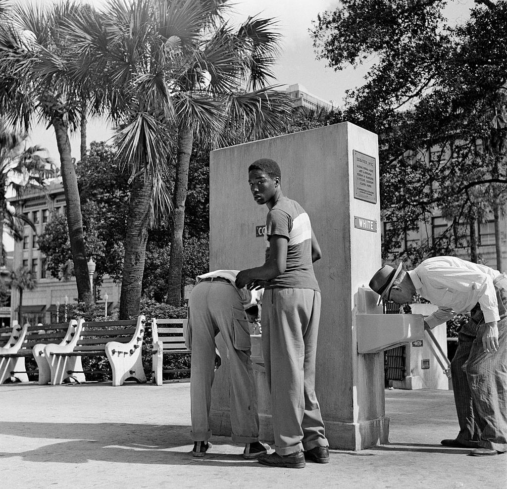 Segregated water fountain, Jacksonville, Florida, United States, 1954.