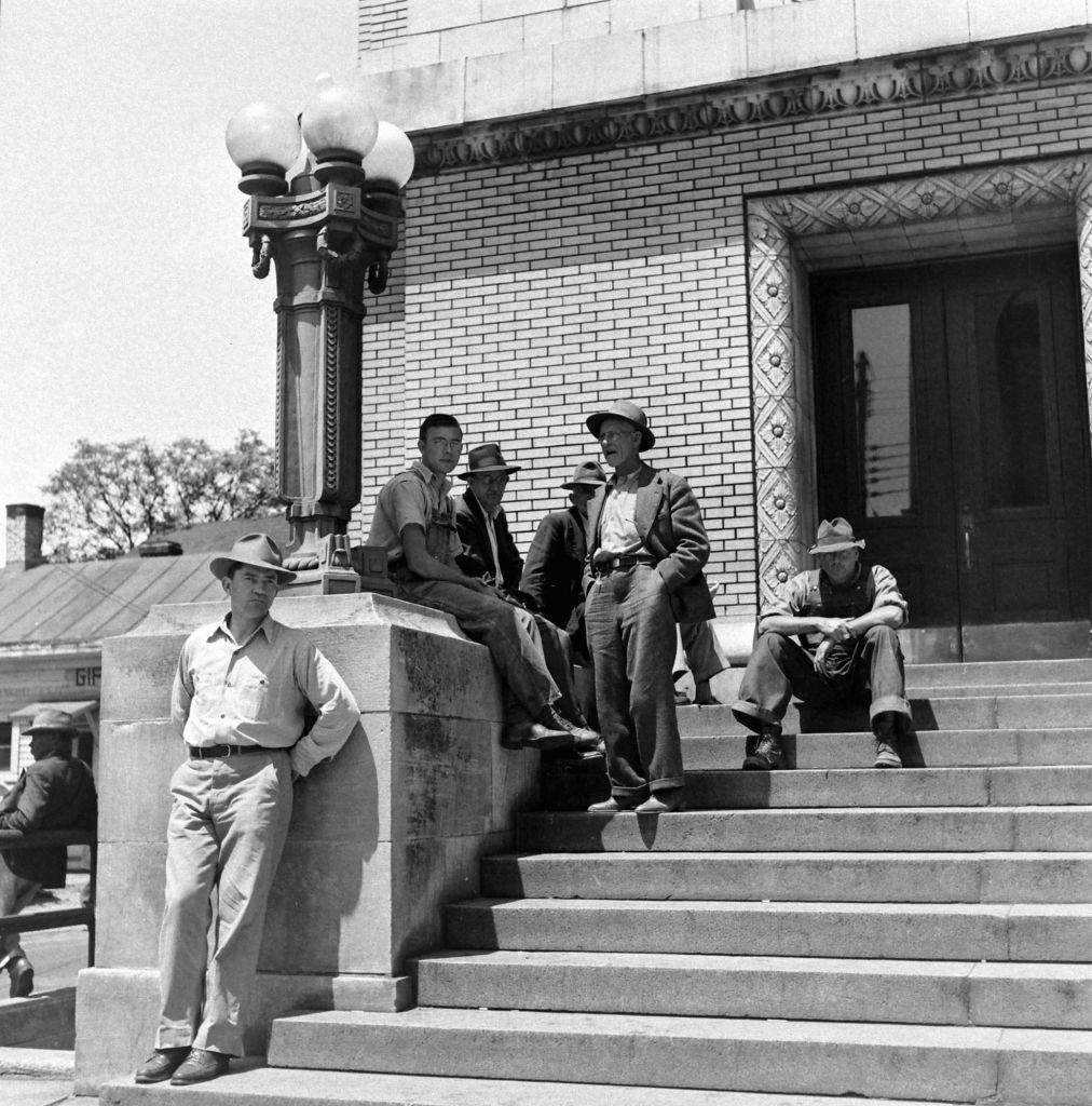 Group of white men connected to the Willie Earl lynching trial.