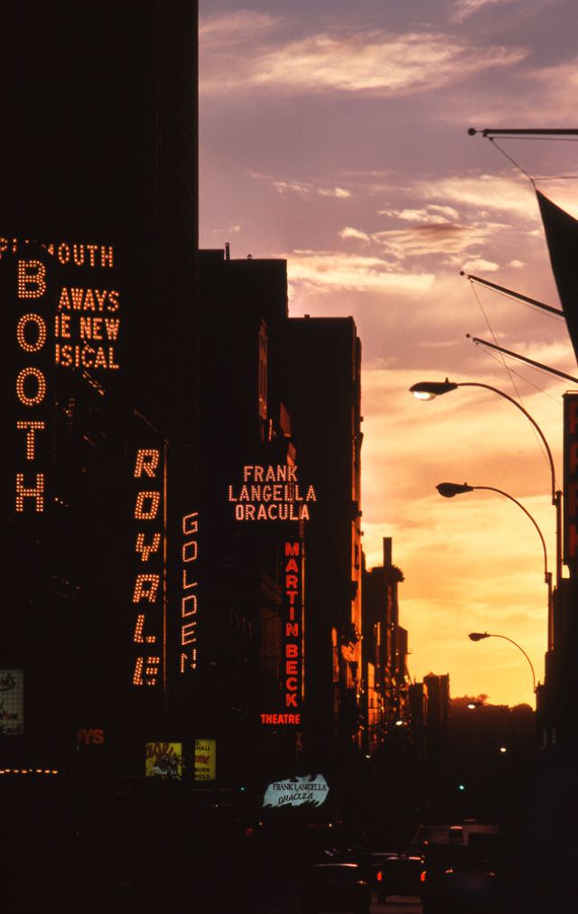 Sunset in Midtown Manhattan, Manhattan, 1978