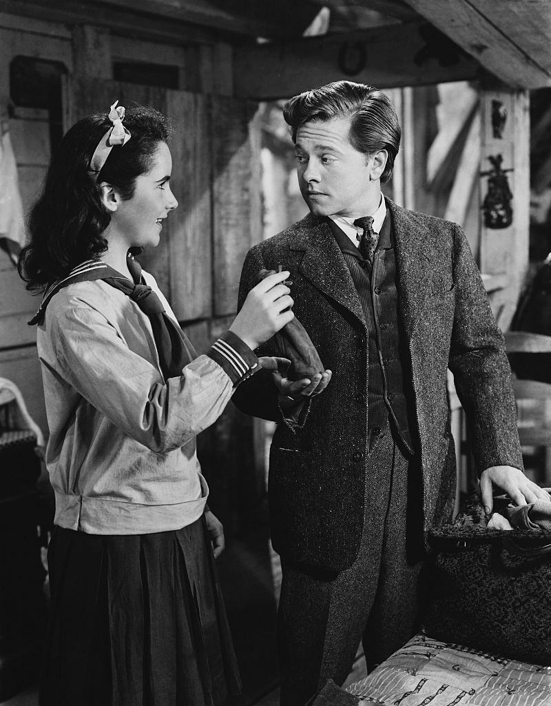 Elizabeth Taylor and Mickey Rooney in National Velvet.