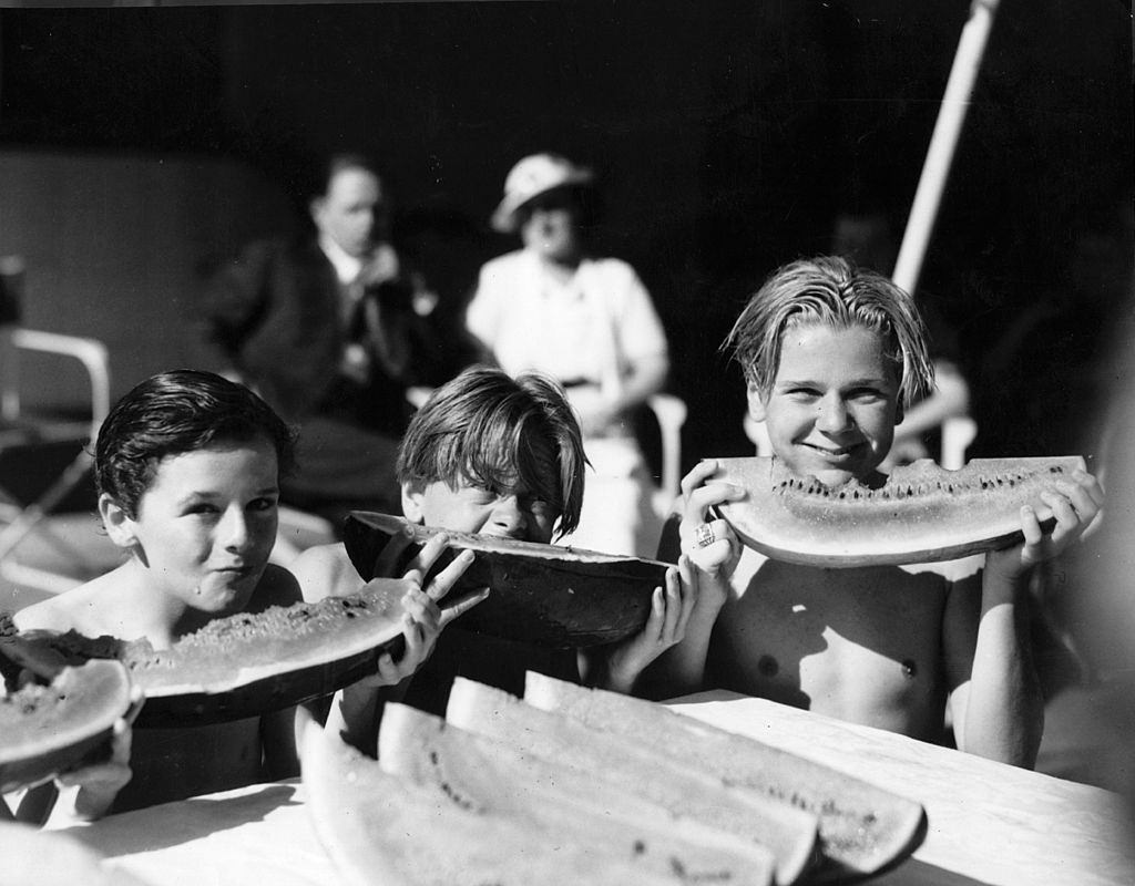 Mickey Rooney with Freddie Bartholomew and Jackie Cooper, 1930.