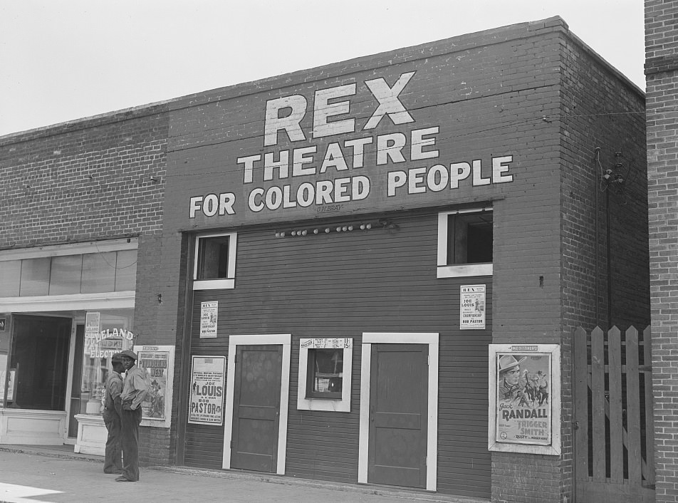 Rex Theatre for colored people. Leland, Mississippi Delta. November 1939