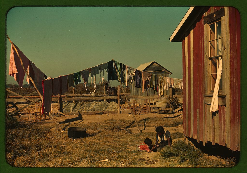 Backyard of a tenant’s home, Marcella Plantation, Mileston. Mississippi Delta, September 1939