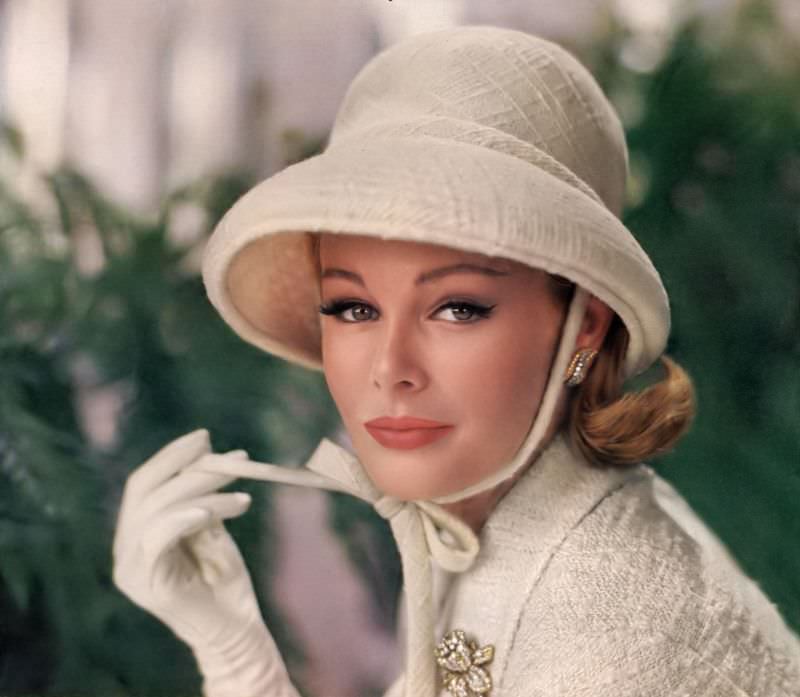 Monique Chevalier, Vogue. February 1, 1963