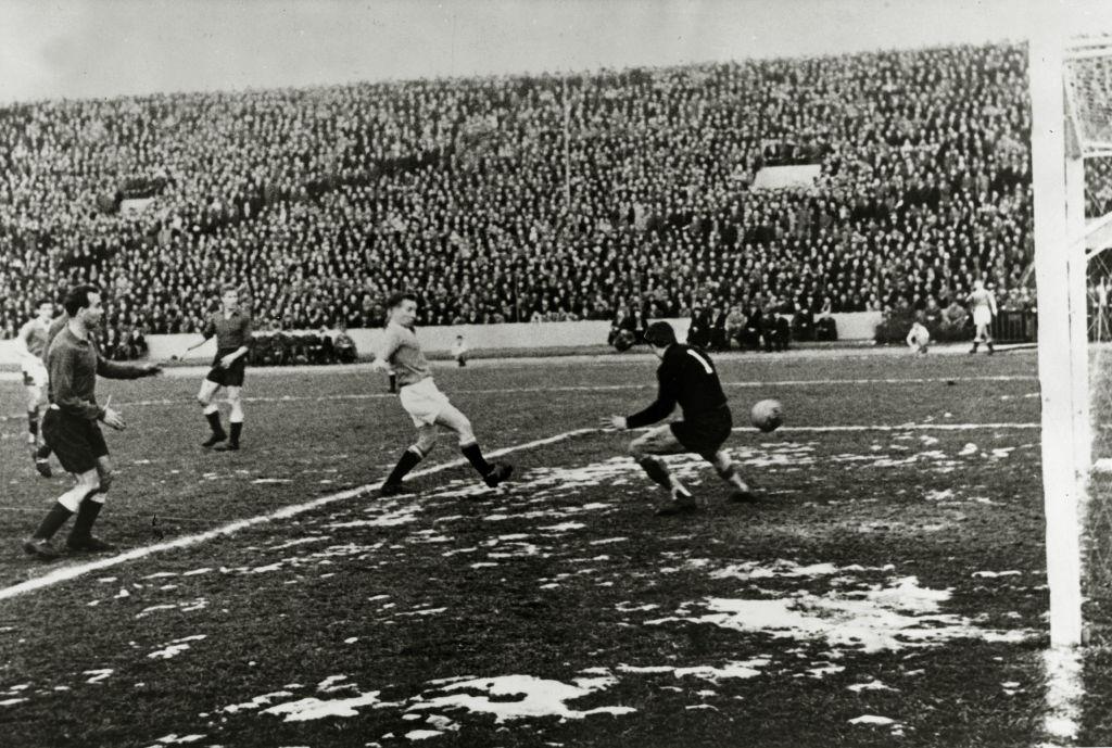 European Cup Quarter Final 2nd Leg, Red Star Belgrade 3 v Manchester United 3, February 1958