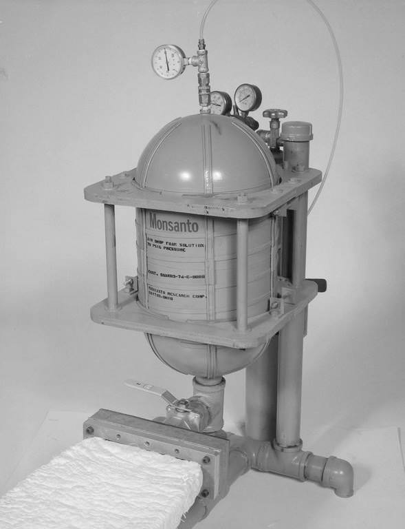 Aero-mechanical prototype foam generator, 1976.