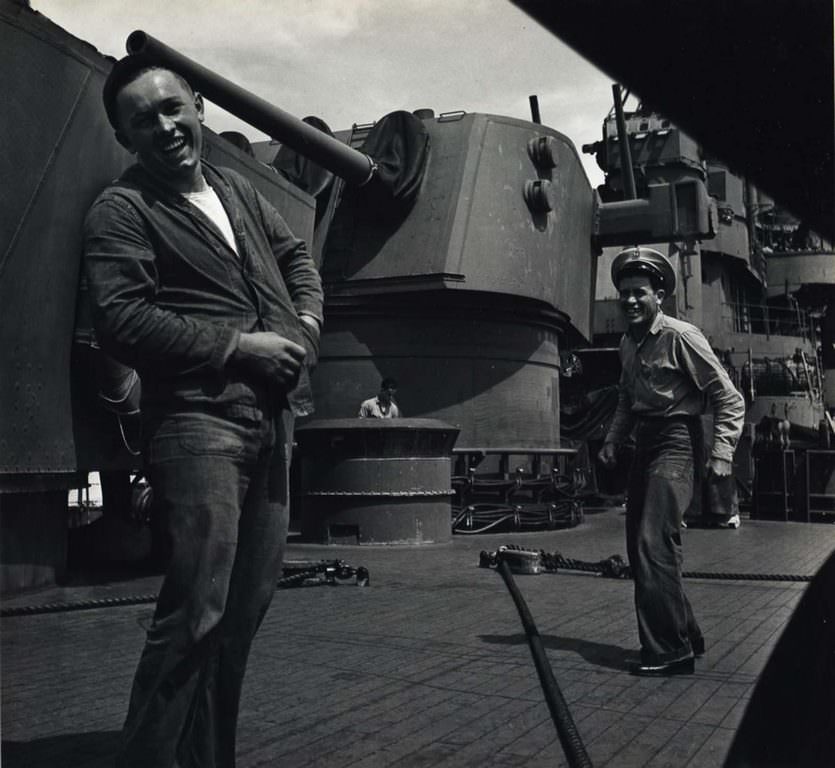 Stunning Vintage Photos Show Life on a Navy Ship During the WWII by Fons Lannelli