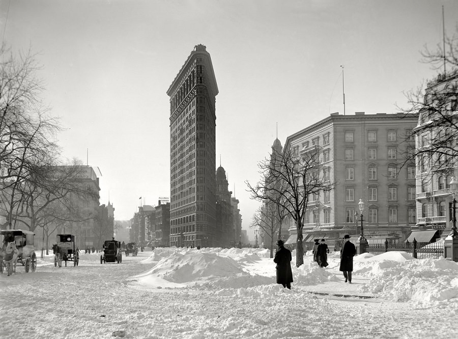 The Flatiron building is considered to be the first NYC skyscraper.