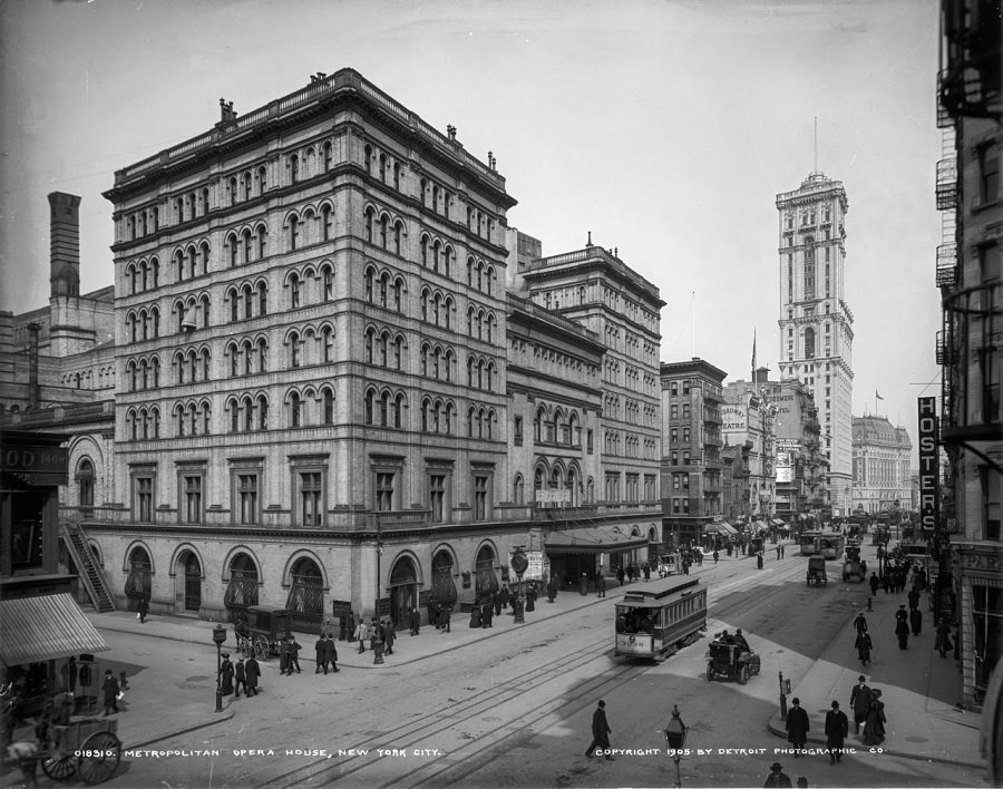 The Metropolitan Opera House, 39th Street and Broadway