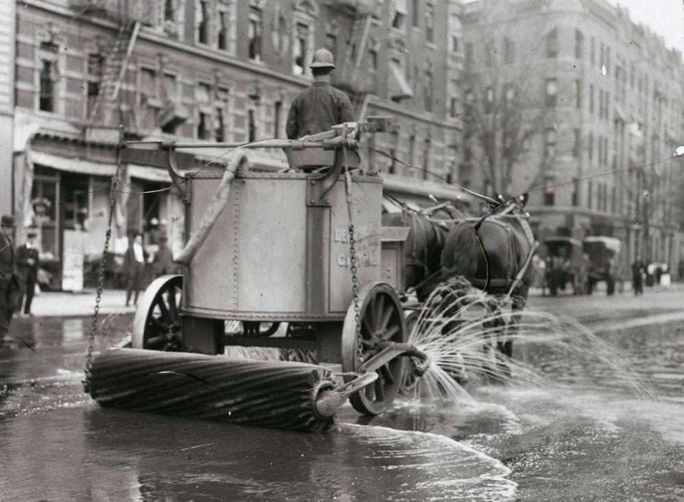 City administration tried to keep streets as clean as possible… at least in the commercial downtown area.