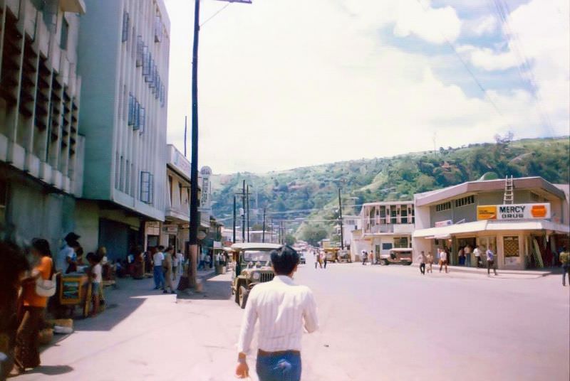 Manila Avenue heading towards Kalaklan