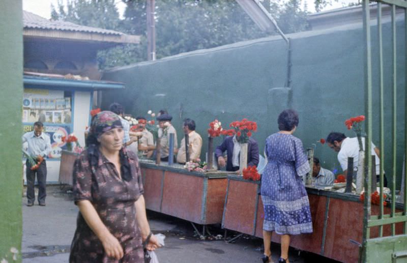 Market scenes, 1970s