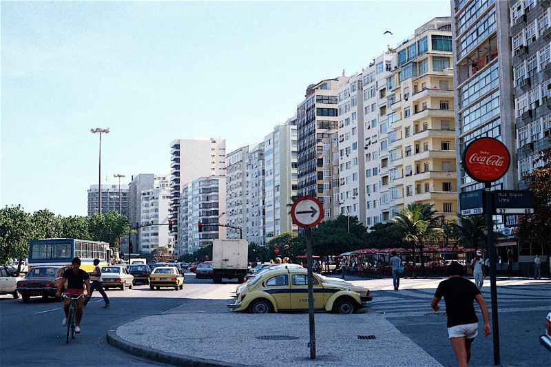 VW Beetle Taxi, Av. Atlântica, Copacabana, Rio de Janeiro, 1984