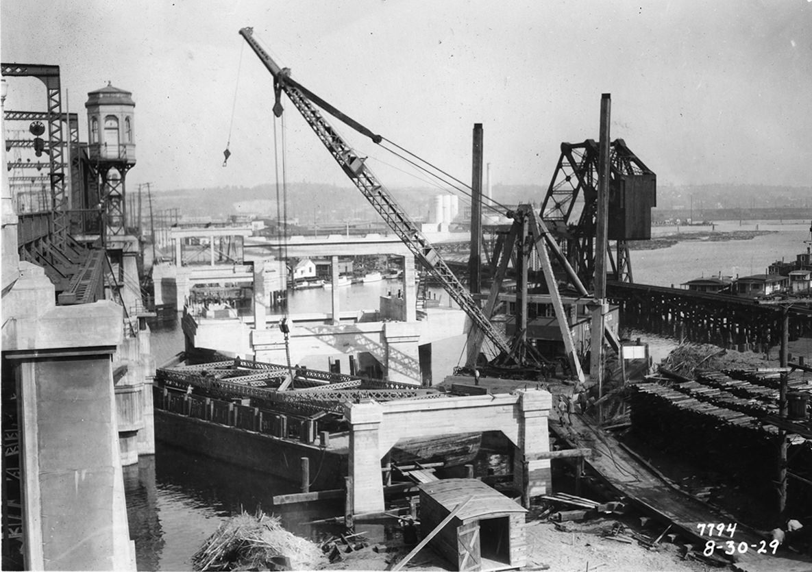 Spokane Street Bridge under construction, 1929