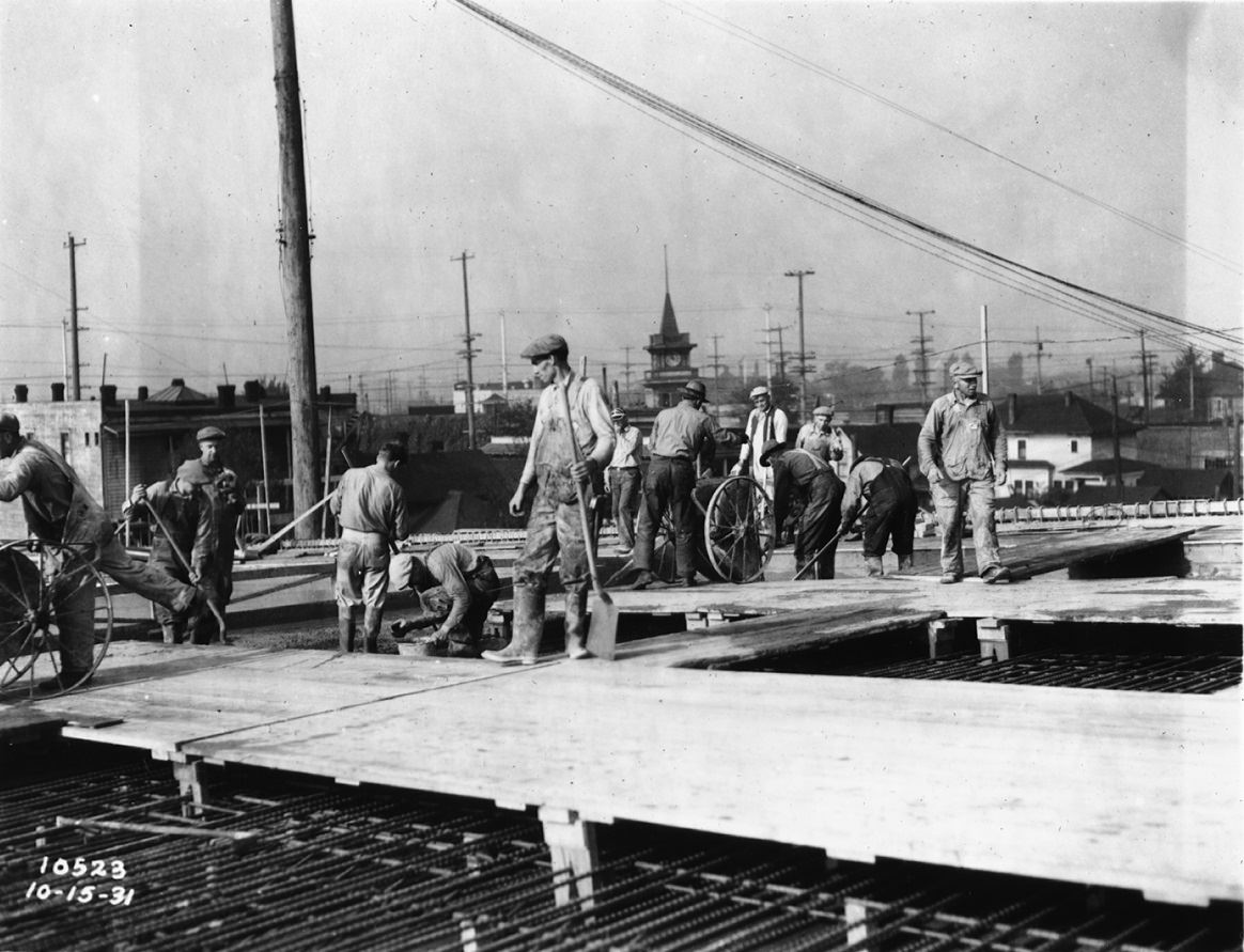 Albro Place Viaduct under construction, 1931