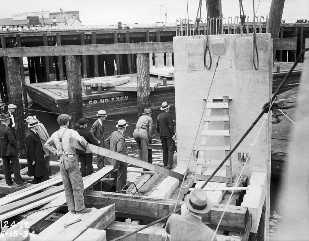 First slab of seawall being placed, 1934