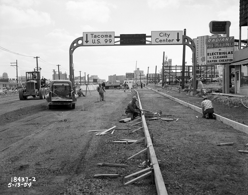 Battery Street tunnel under construction, 1953