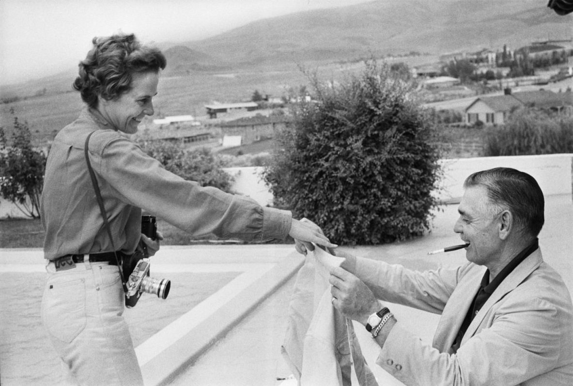 The photographer Inge Morath and Clark Gable.