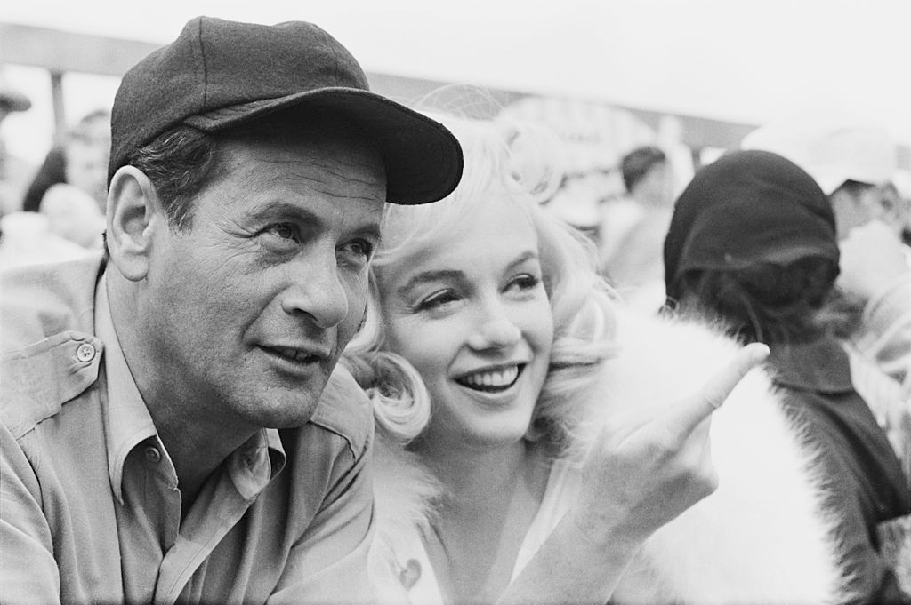 Marilyn Monroe with Eli Wallach on the set of 'The Misfits'