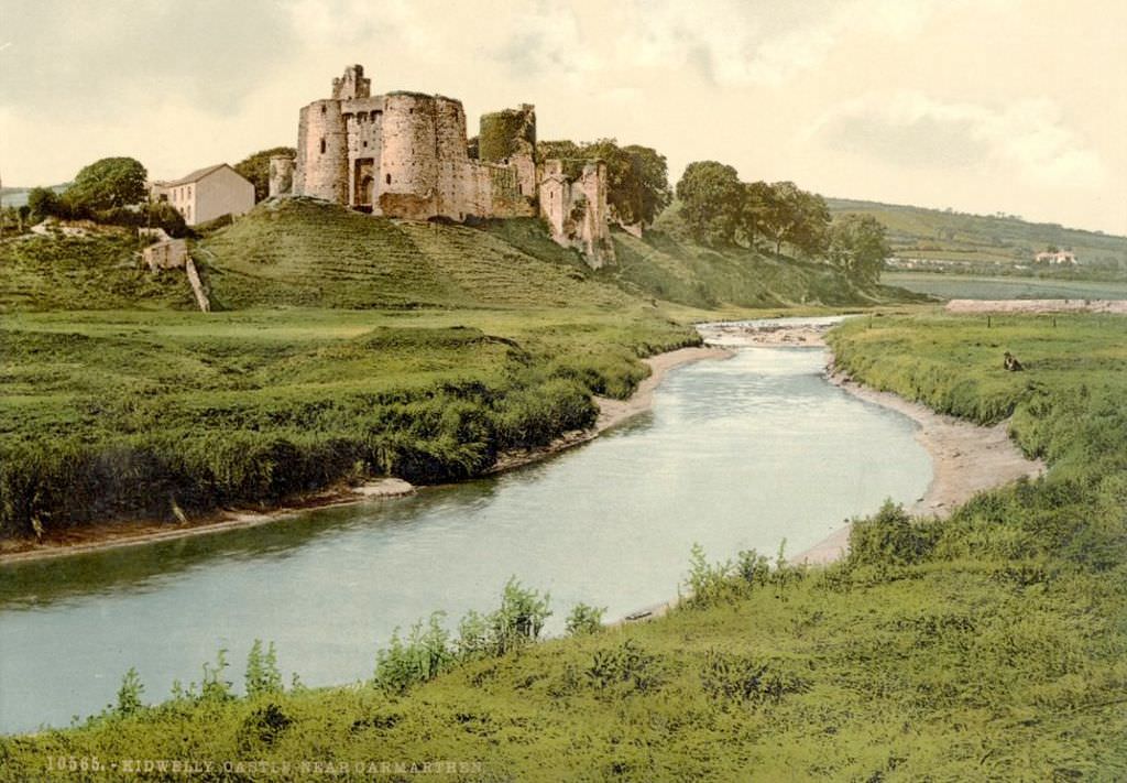 Kidwelly Castle, Carmarthen