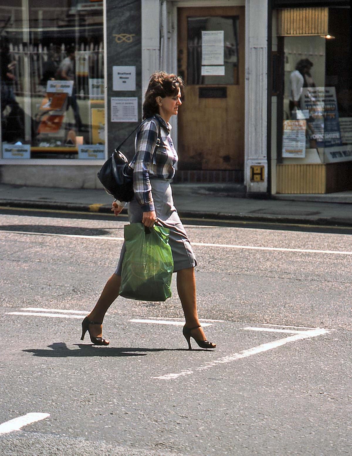 Junction of Darlington Street and Red Lion Street, May 1984