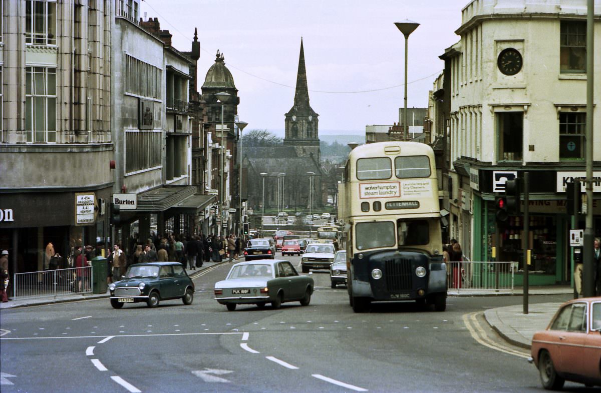 Queen Square, April 1975