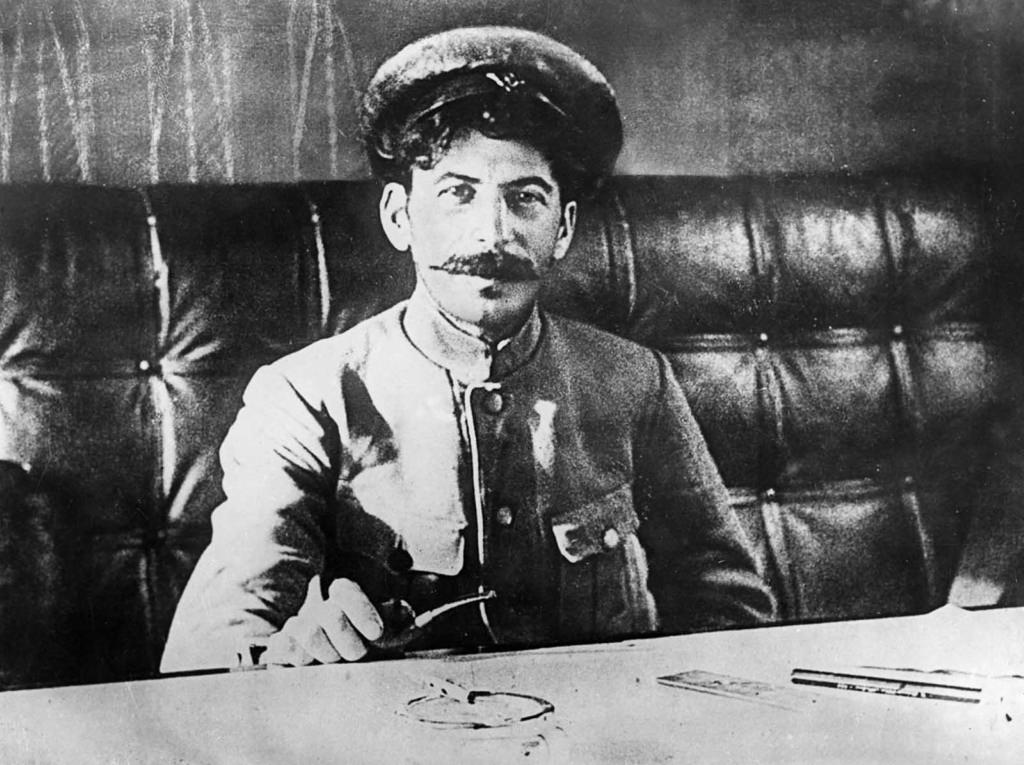Young Joseph Stalin: Rare Historic Photos of the Soviet Leader from his Early Life (1894-1919)