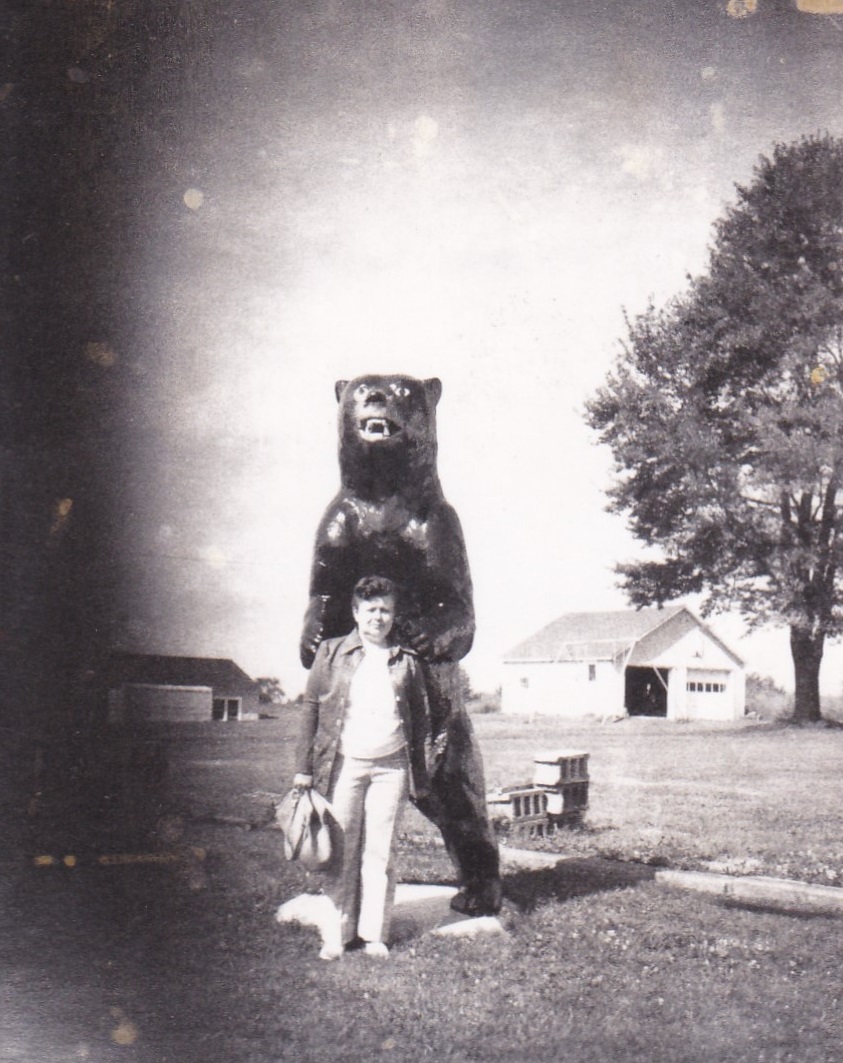 Hilarious Vintage Photos of Women Posing with Funny Objects and Signs