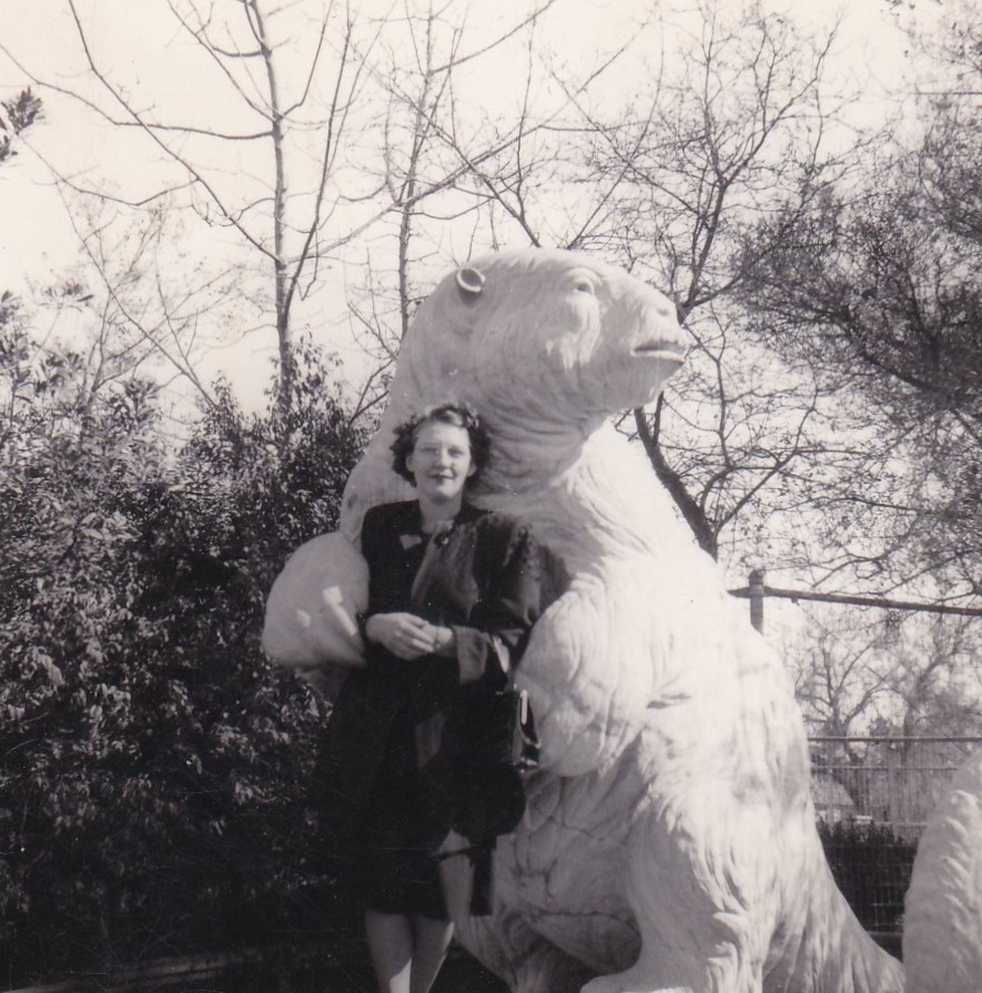 Hilarious Vintage Photos of Women Posing with Funny Objects and Signs