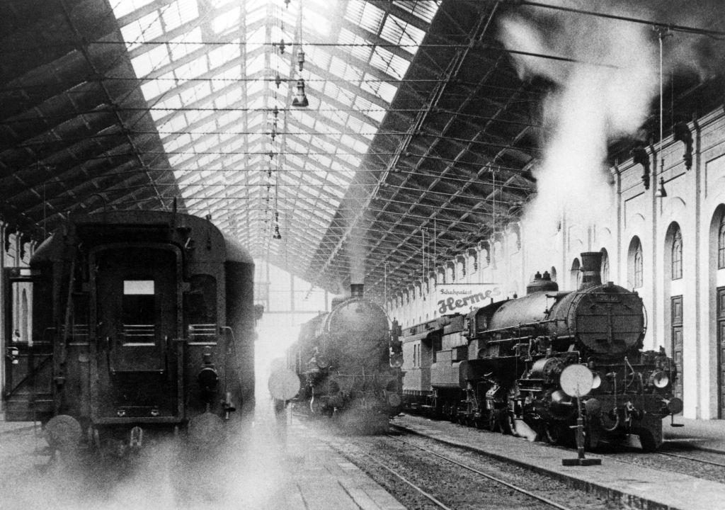 Steam trains arriving at Wien Westbahnhof railway station. Austria, 1905.