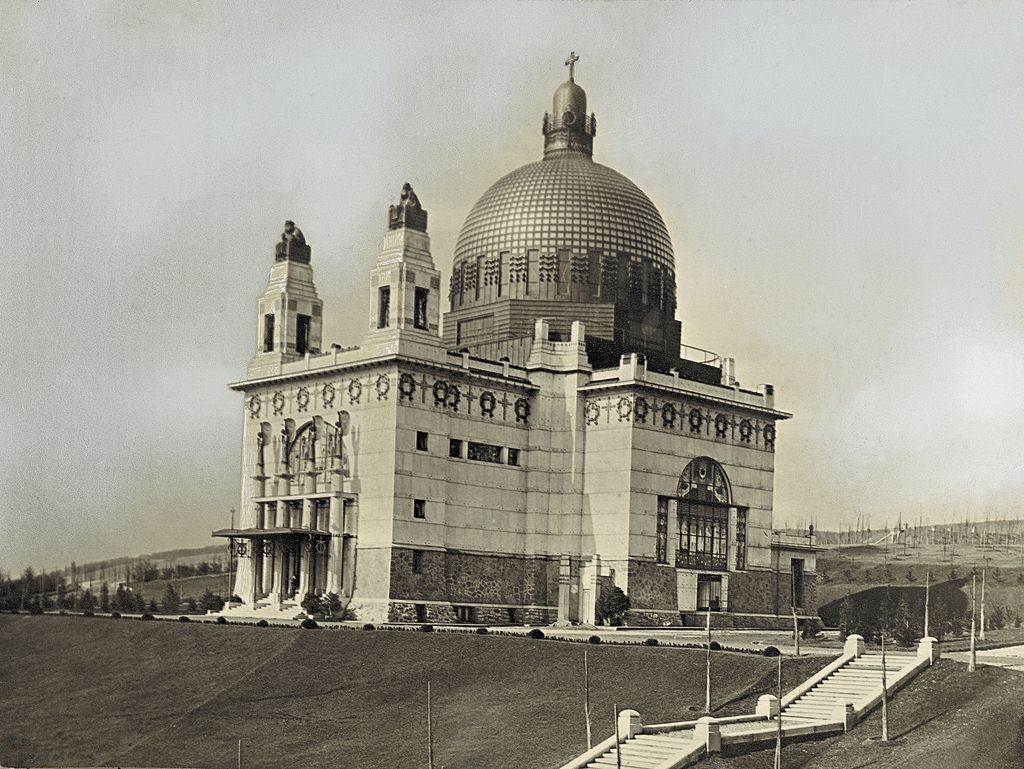 Church at the Steinhof in Vienna, 1905.