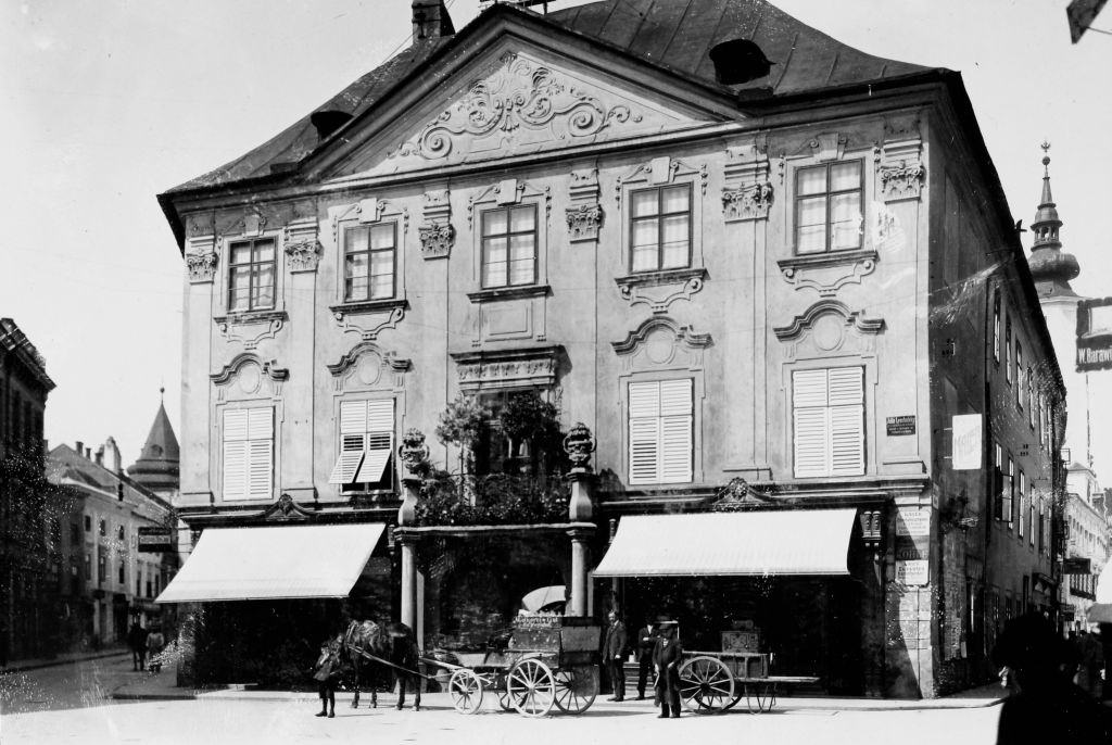 House Riemerplat, St. Pölten, 1909.