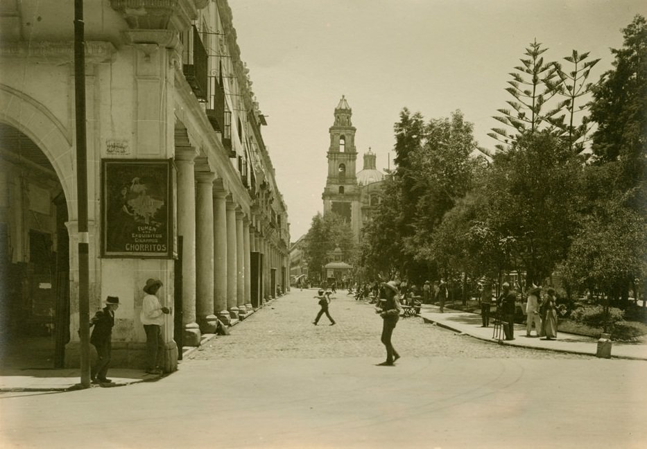 Santo Domingo. Mexico City, 1907