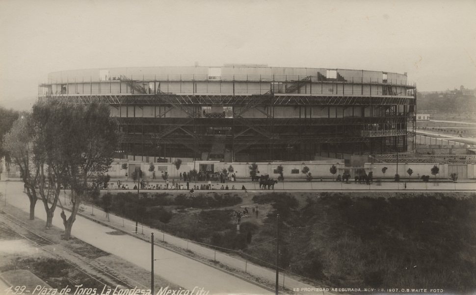 Plaza de Toros, La Condesa. Mexico City, 1907