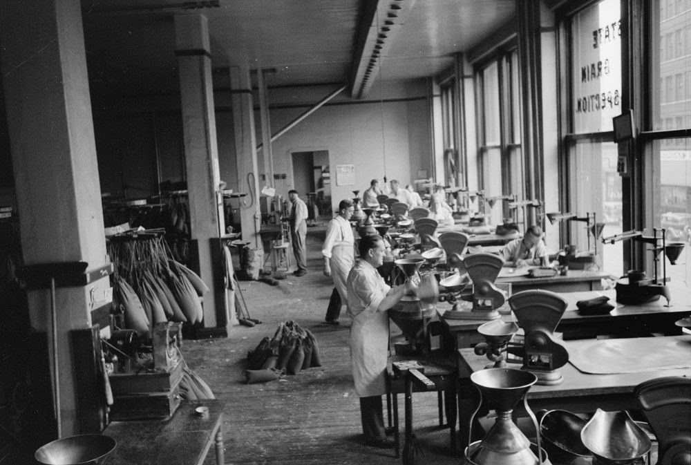 Minnesota state grain inspection department, Minneapolis, 1930s.