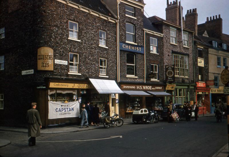 Corner of Colliergate and St Andrewgate, York