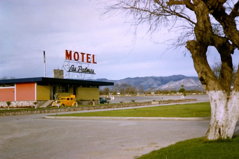 Las Palmas Motel. Matehuala, March 1958