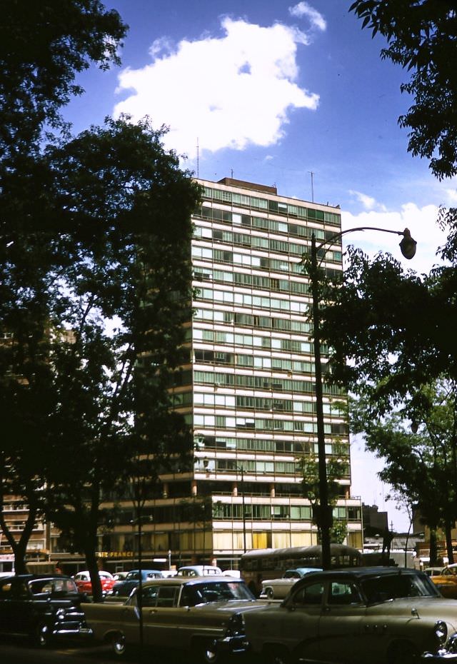 Office building at Reforma 76. Mexico City, March 1958
